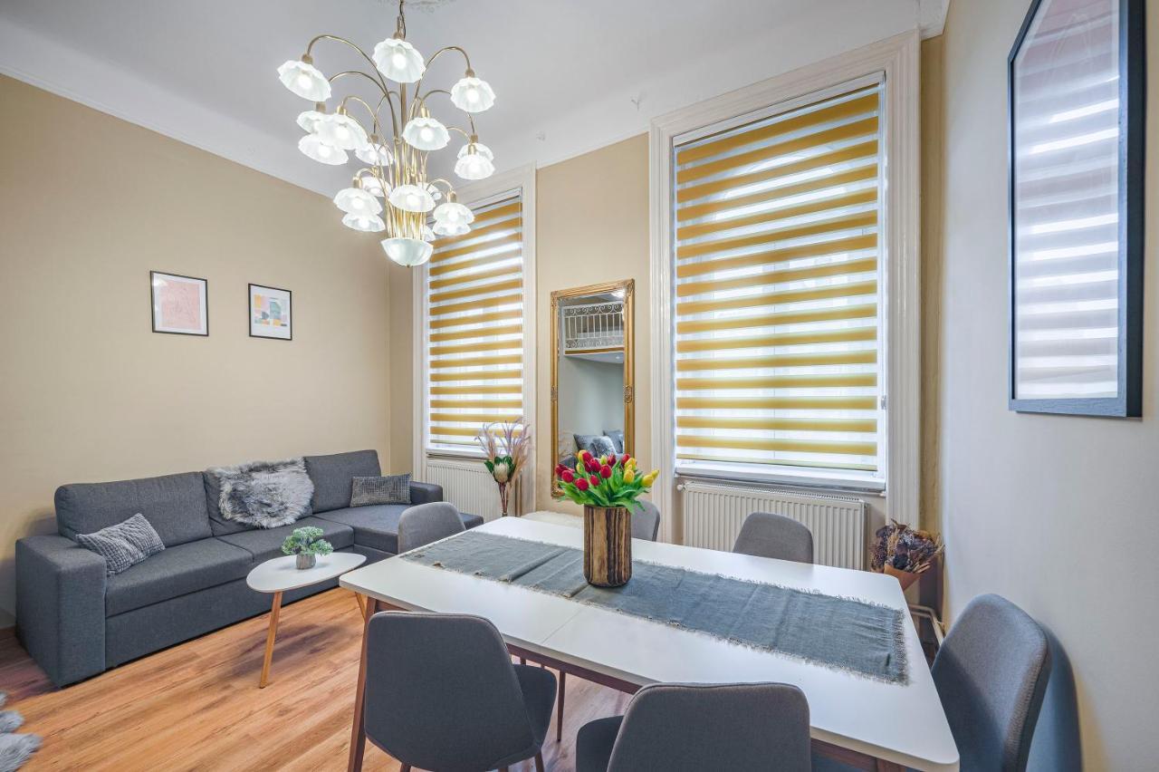 Corvin City Apartment By Nw Budapest Luaran gambar