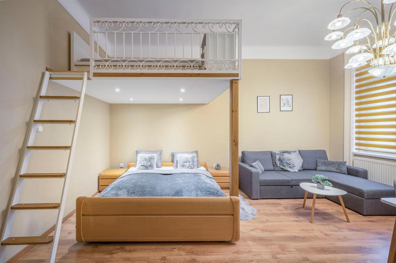 Corvin City Apartment By Nw Budapest Luaran gambar