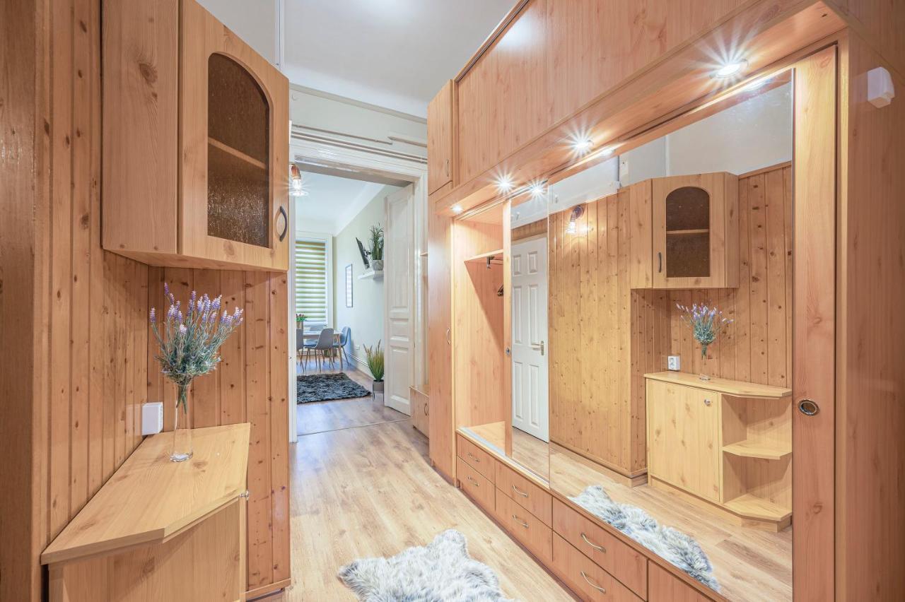 Corvin City Apartment By Nw Budapest Luaran gambar